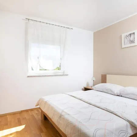 Tina Apartamento *