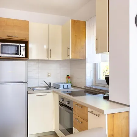 Tina Apartamento