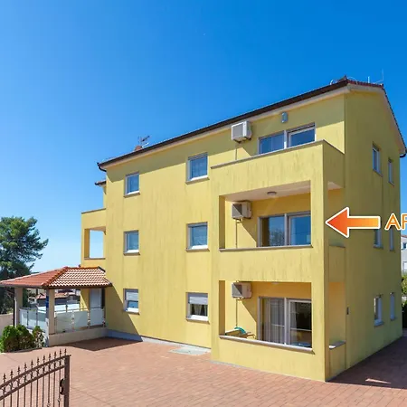 Tina Apartamento *