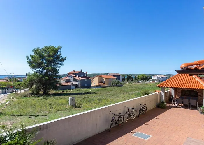 Tina Apartamento