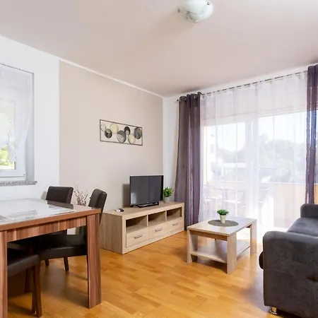 Διαμέρισμα Tina