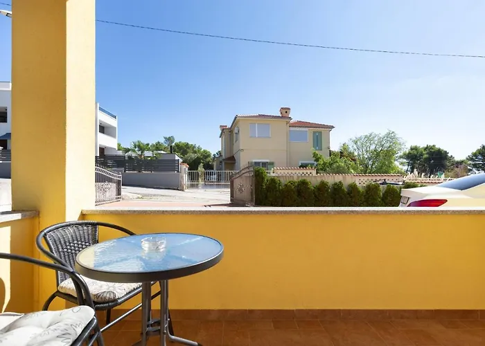 Appartement Tina *
