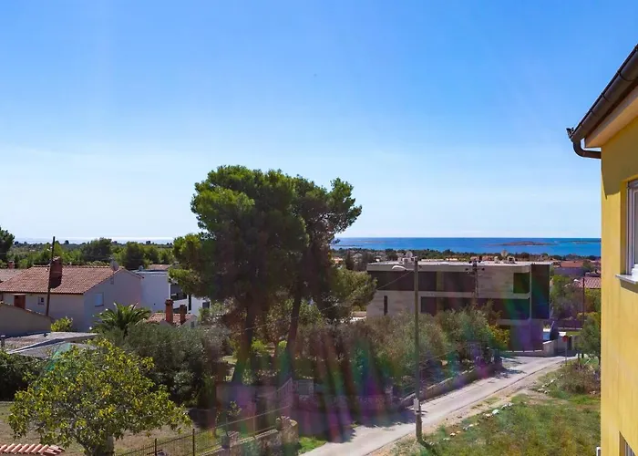 Tina Apartman Medulin